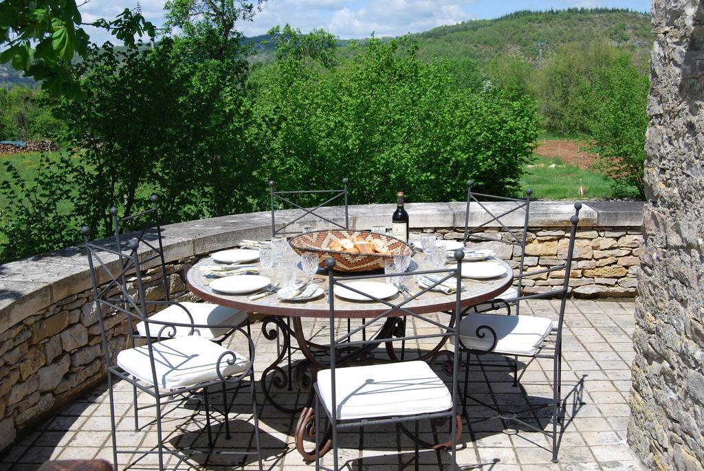 Mas De Garrigue Bed & Breakfast Calvignac Eksteriør bilde