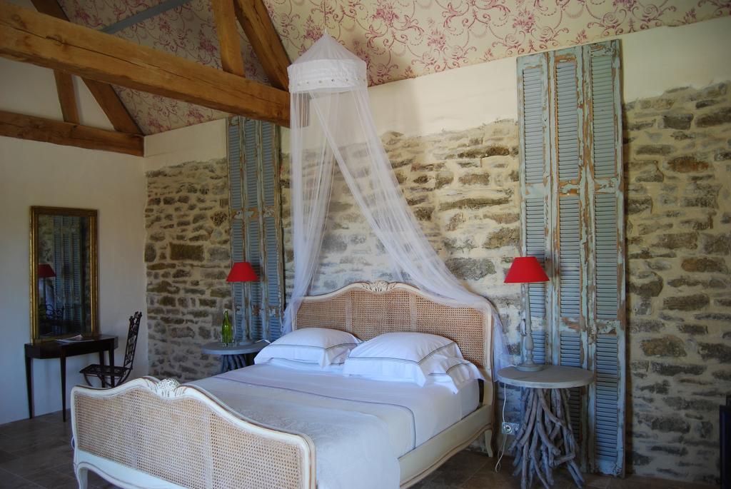 Mas De Garrigue Bed & Breakfast Calvignac Eksteriør bilde