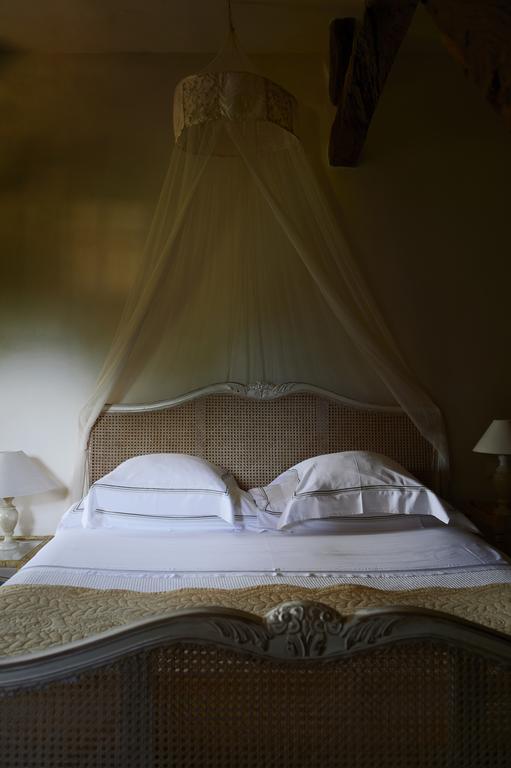 Mas De Garrigue Bed & Breakfast Calvignac Eksteriør bilde