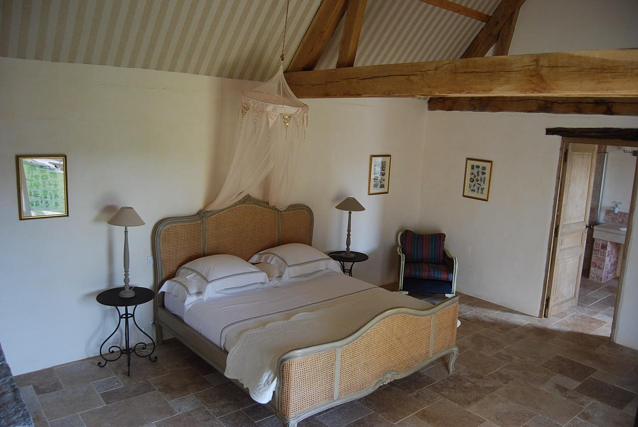 Mas De Garrigue Bed & Breakfast Calvignac Rom bilde