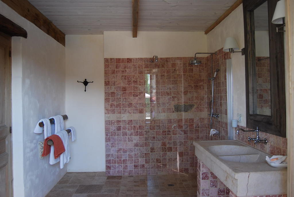 Mas De Garrigue Bed & Breakfast Calvignac Rom bilde