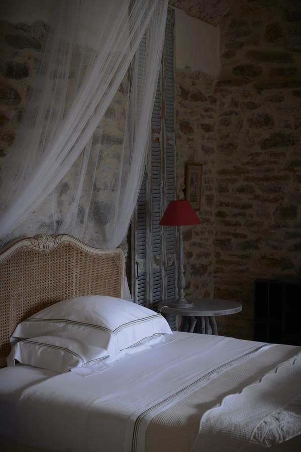 Mas De Garrigue Bed & Breakfast Calvignac Eksteriør bilde
